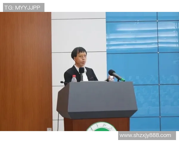 深度探讨吴秀英在英雄联盟中的成长与奋斗历程